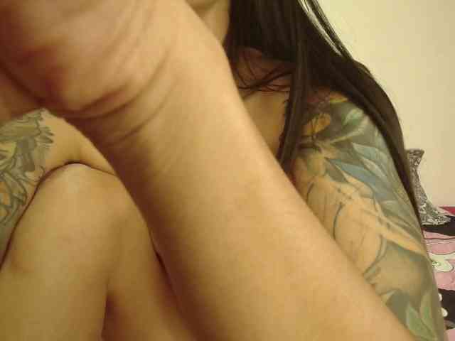 EmmaHerby1 webcam