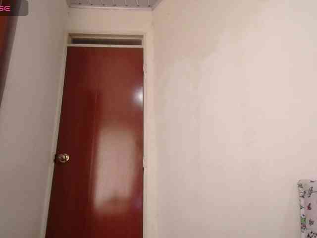 EmmaHerby1 webcam
