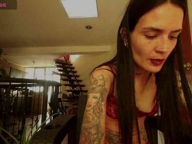 EmmaHerby1 webcam
