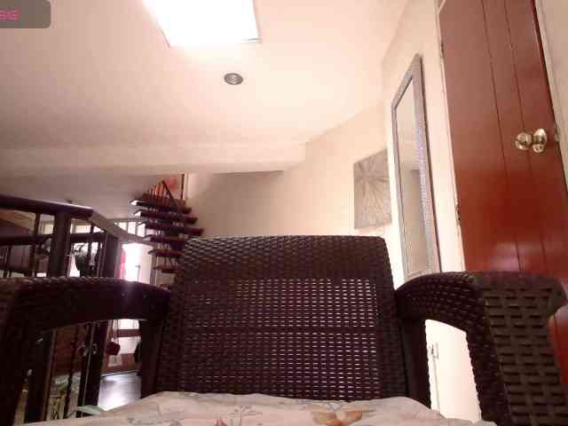 EmmaHerby1 webcam