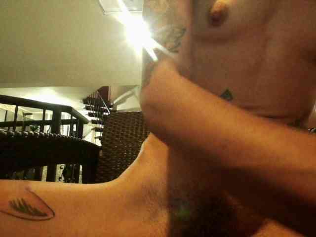 EmmaHerby1 webcam