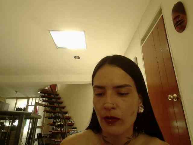 EmmaHerby1 webcam