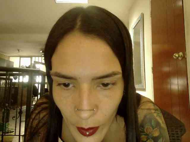 EmmaHerby1 webcam