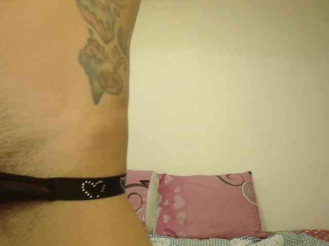 EmmaHerby1 webcam
