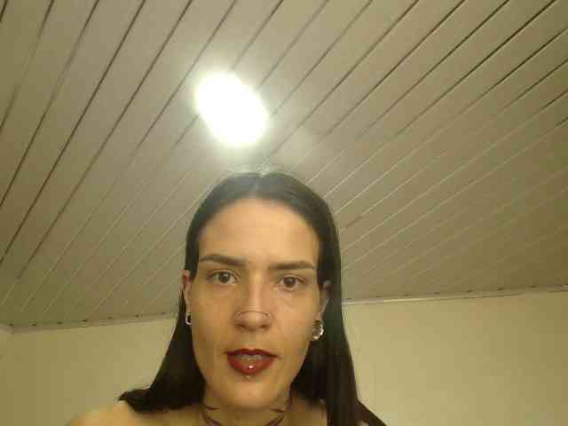 EmmaHerby1 webcam