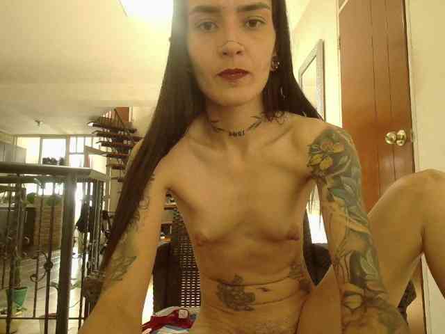 EmmaHerby1 webcam