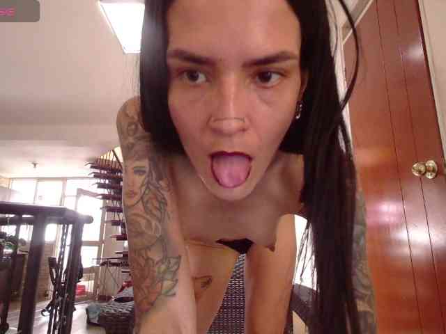 EmmaHerby1 webcam