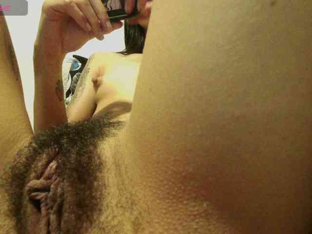 EmmaHerby1 webcam