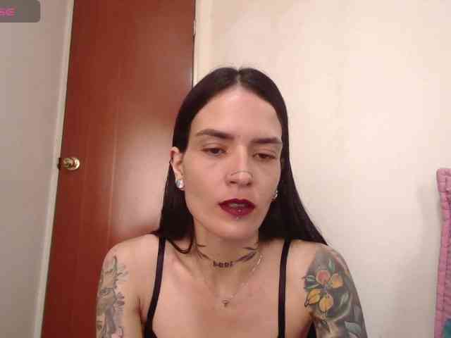 EmmaHerby1 webcam