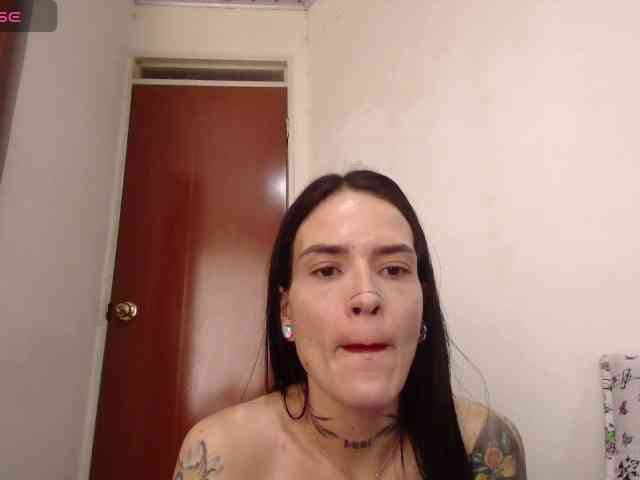 EmmaHerby1 webcam