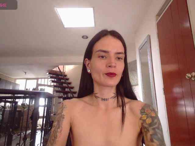 EmmaHerby1 webcam