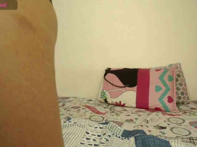 EmmaHerby1 webcam