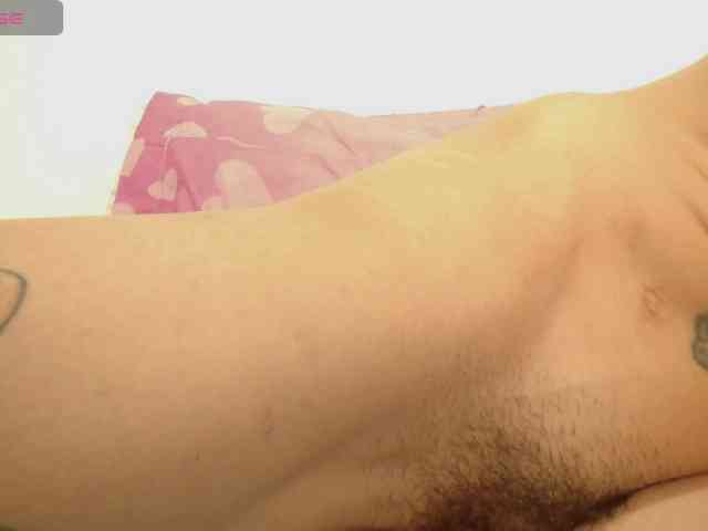 EmmaHerby1 webcam