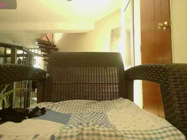 EmmaHerby1 webcam