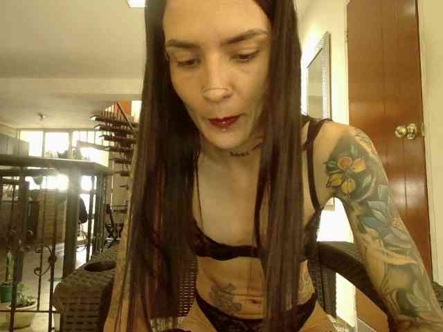 EmmaHerby1 webcam