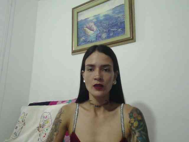 EmmaHerby1 webcam