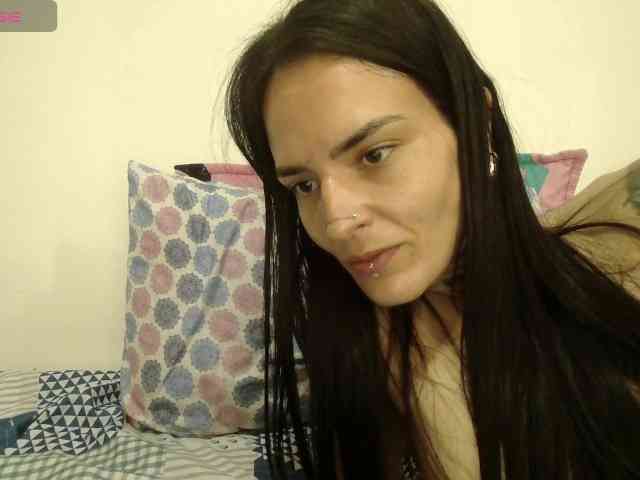 EmmaHerby1 webcam