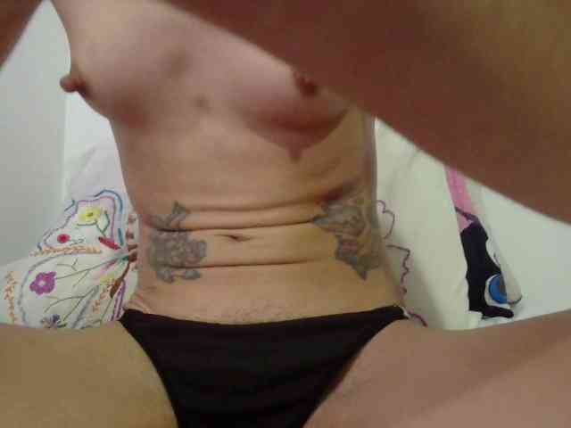EmmaHerby1 webcam