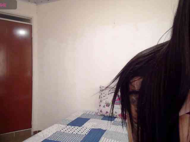 EmmaHerby1 webcam