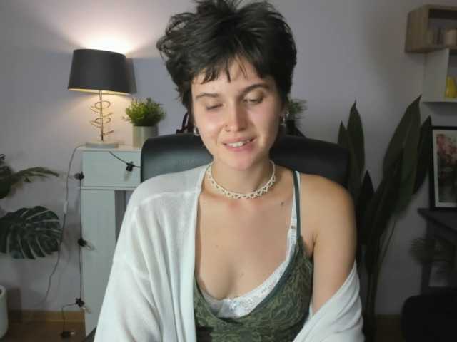 soft-sarah live cam on BongaCams