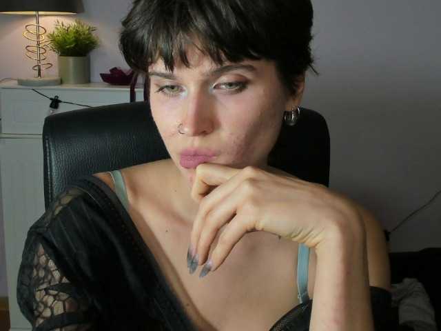soft-sarah live cam on BongaCams