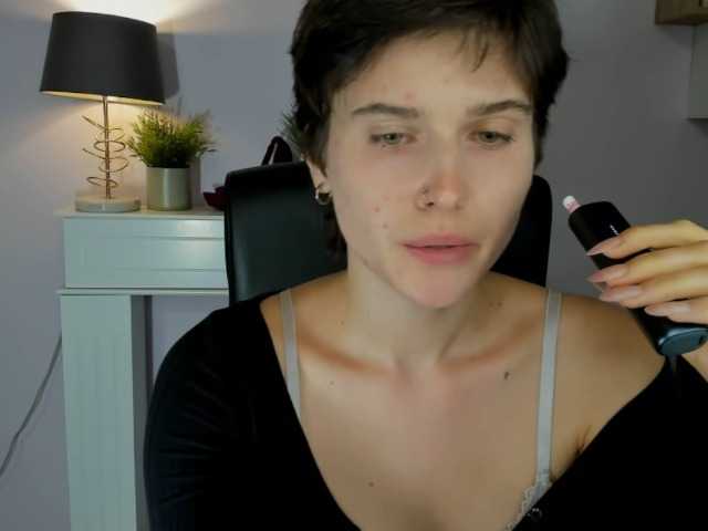 soft-sarah live cam on BongaCams