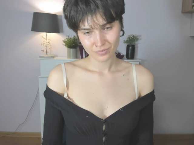 soft-sarah live cam on BongaCams
