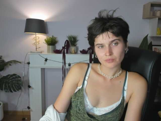 soft-sarah live cam on BongaCams