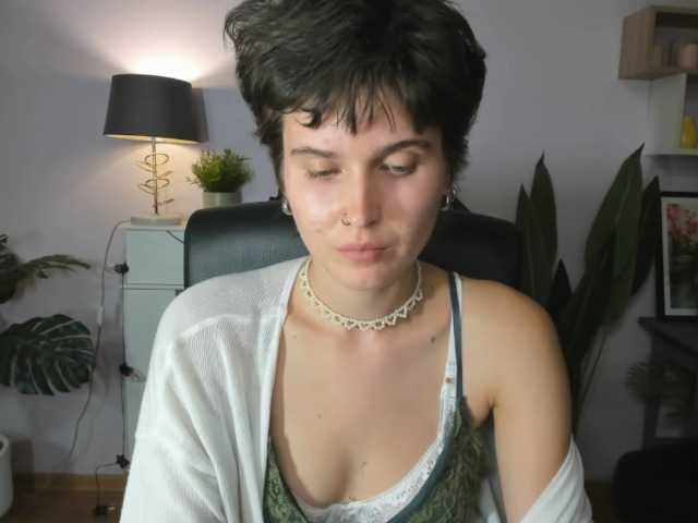 soft-sarah live cam on BongaCams