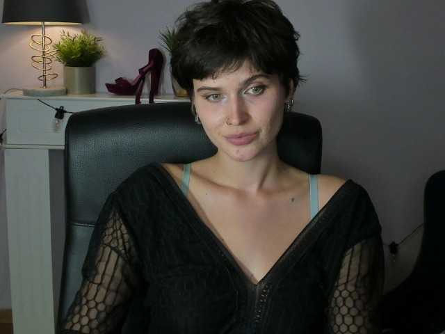 soft-sarah live cam on BongaCams