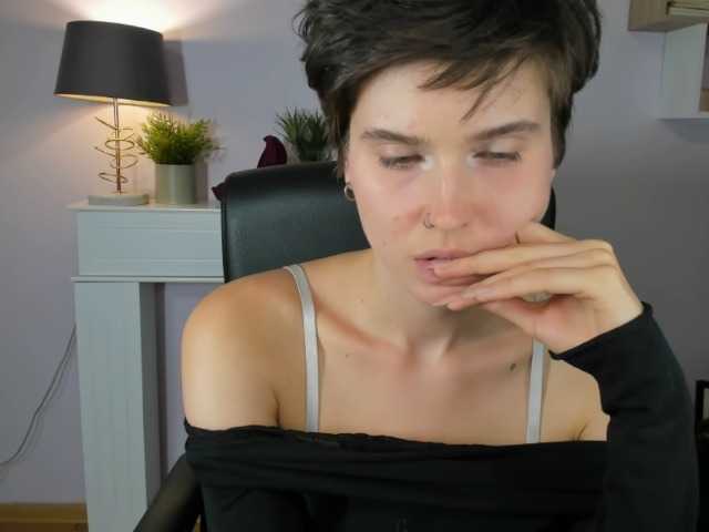soft-sarah live cam on BongaCams
