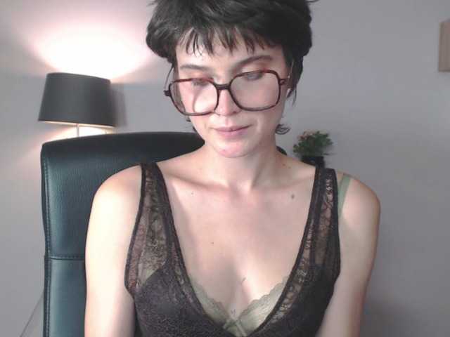 soft-sarah live cam on BongaCams