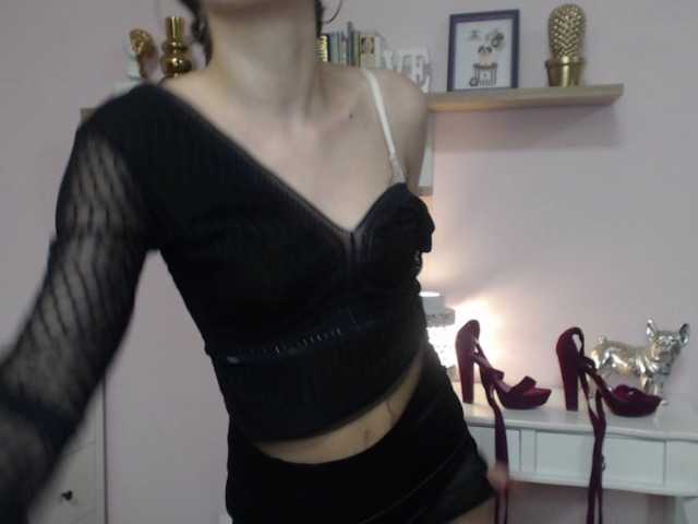 soft-sarah live cam on BongaCams