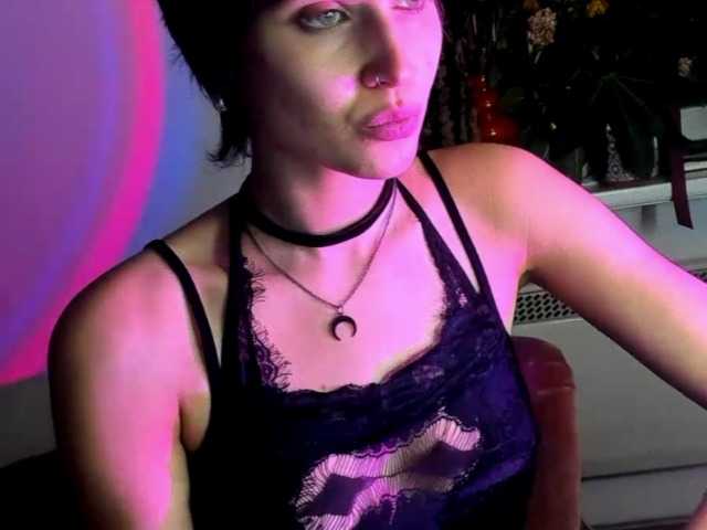 soft-sarah live cam on BongaCams