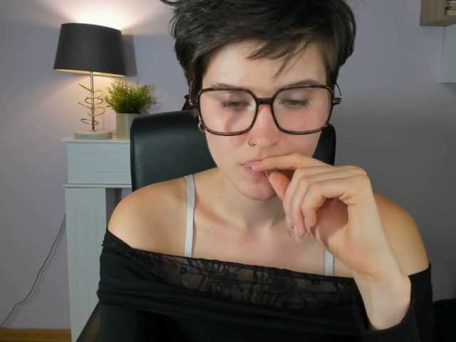 soft-sarah live cam on BongaCams