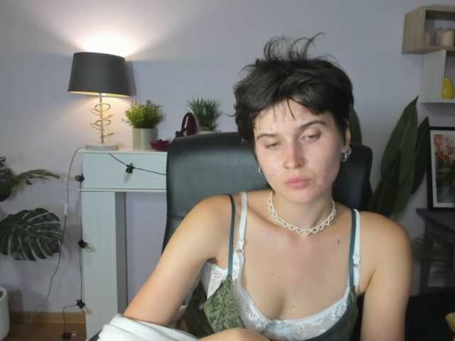 soft-sarah live cam on BongaCams