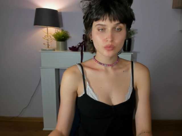 soft-sarah live cam on BongaCams