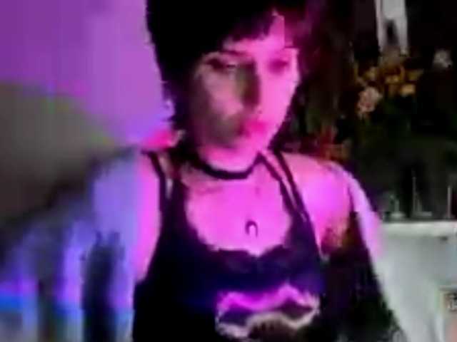 soft-sarah live cam on BongaCams