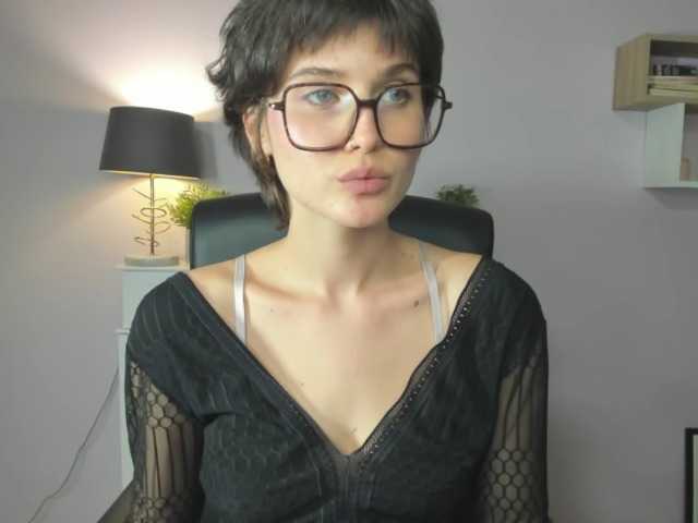 soft-sarah live cam on BongaCams