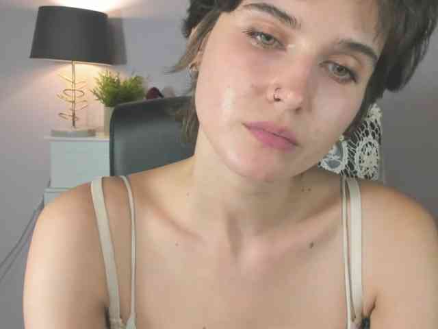 Soft-Sarah webcam