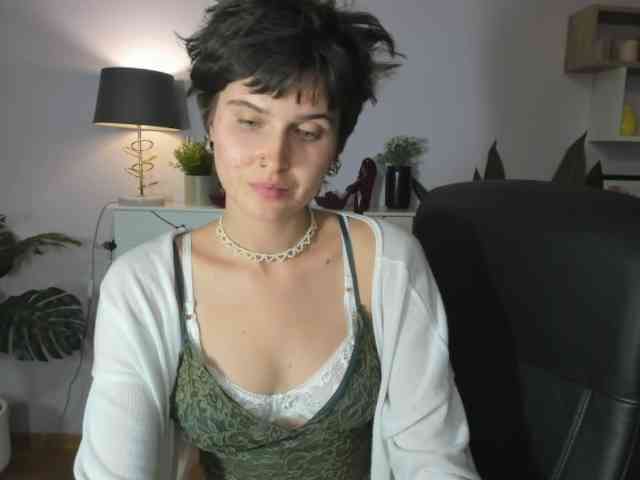 soft-sarah's webcam live show