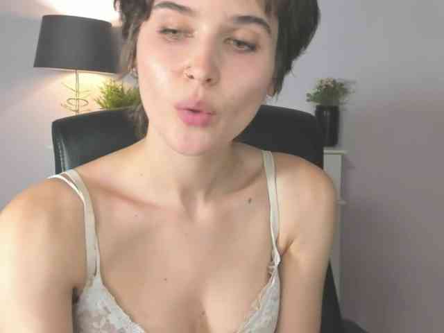 Soft-Sarah webcam