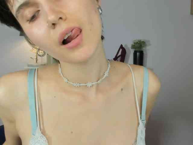 Soft-Sarah webcam