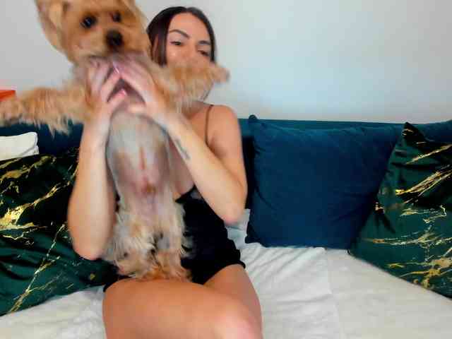 AlexaGolden1