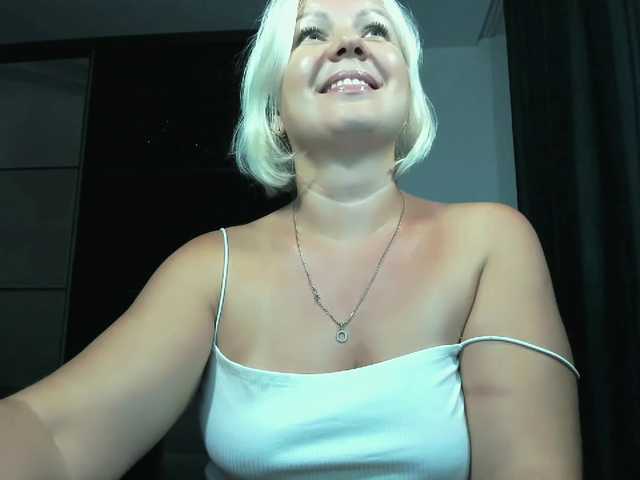 i-am-angela live cam on BongaCams