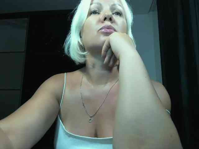 AngelaAngela webcam