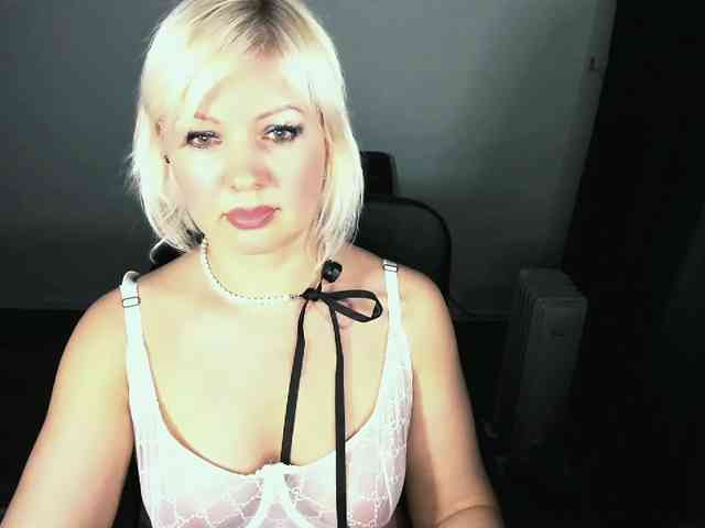 AngelaAngela webcam