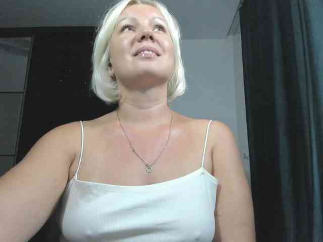 AngelaAngela webcam