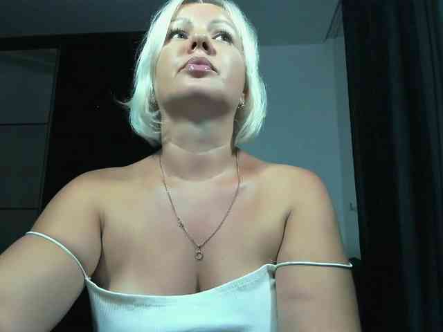 AngelaAngela webcam