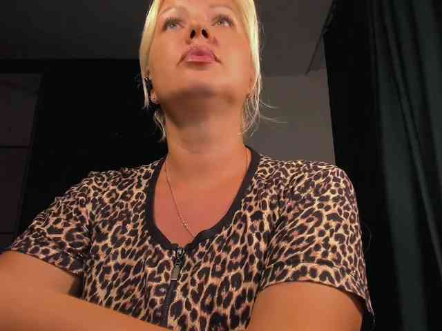 AngelaAngela webcam